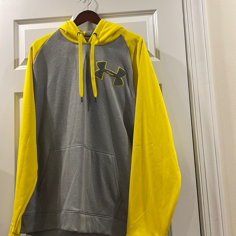 Under armor, yellow and gray comfortable hoodie Brand new never worn before